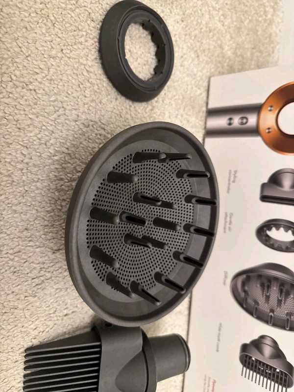 다이슨 플라이어웨이 스무더 슈퍼소닉 드라이기--2