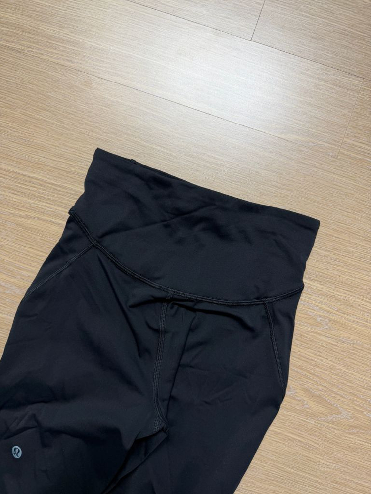 룰루레몬 바이커 쇼츠 8인치 여성용--3