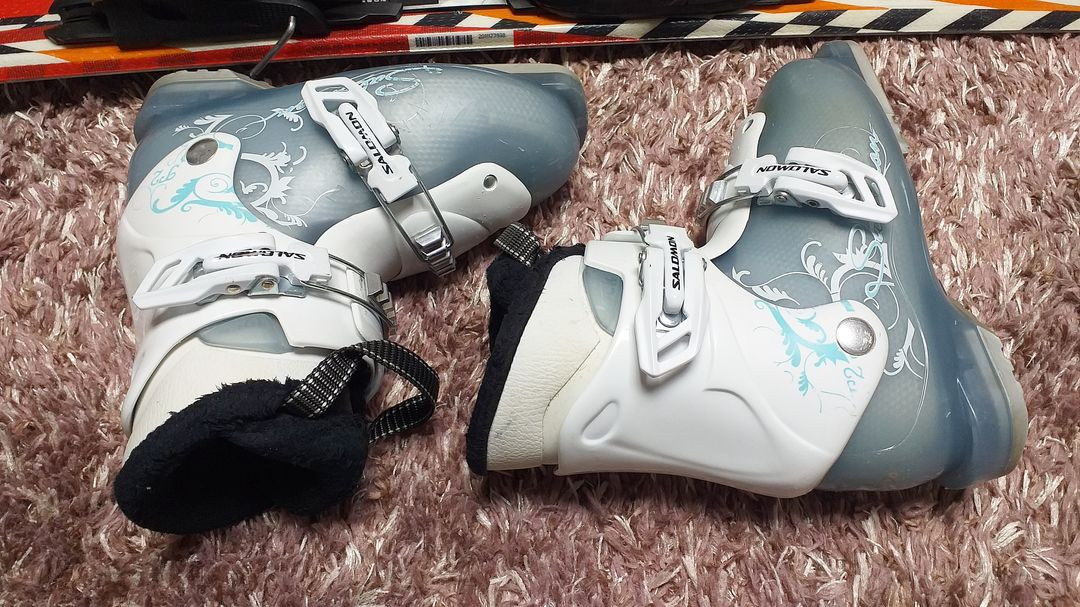 아동용 스키 세트(스키 120cm,부츠200-205mm) 이미지