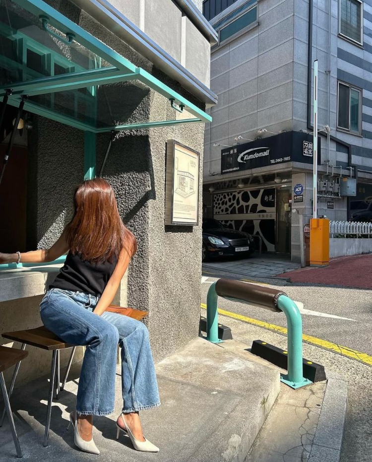 식스앤어하프 블랙 슬링백 힐 미나 싸게 판매해요~ 이미지