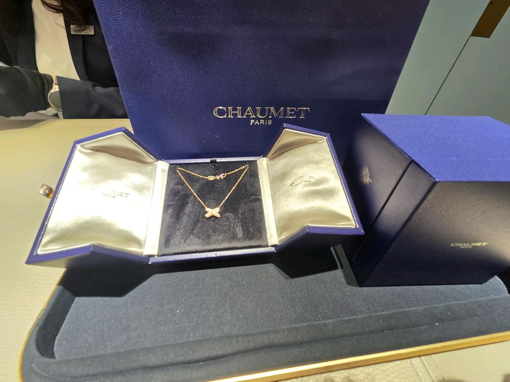 쇼메 주드리앙 마더오브펄 목걸이 (미개봉 새상품)--2