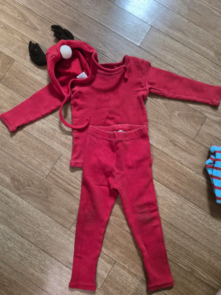 피카부 아기 바디수트 바지 모자 세트 돌전후 아기옷 일괄1만원--1