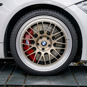 RID 단조휠(BMW 1m 순정 옵셋)+한국타이어 아이셉트 에보 윈터 셋트