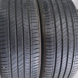 중고 마제스티 타이어 215/50R17 이미지