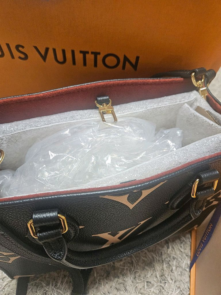 루이비통 온더고 pm--4