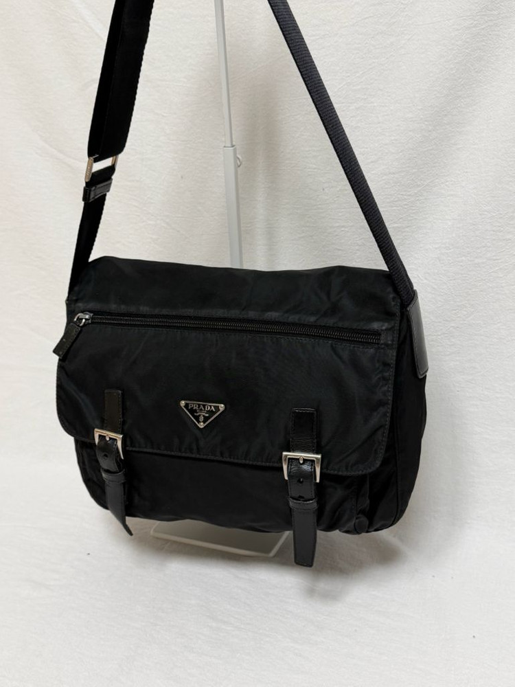 정품 프라다 포코노 나일론 원포켓 블랙 메신저백 크로스백 숄더백--2