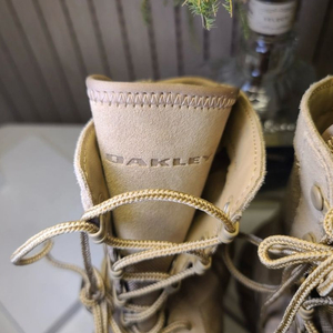 [260] 오클리 코요테 데저트부츠