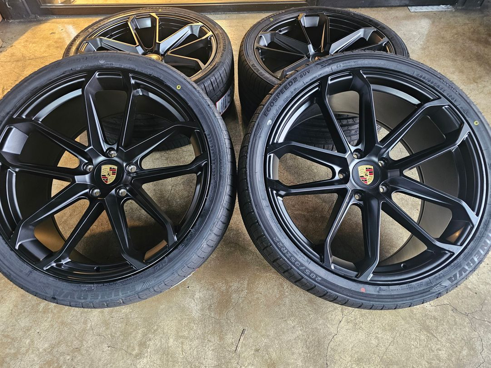 포르쉐 카이엔 958 터보 신형 스타일 22인치 신품휠타이어--2