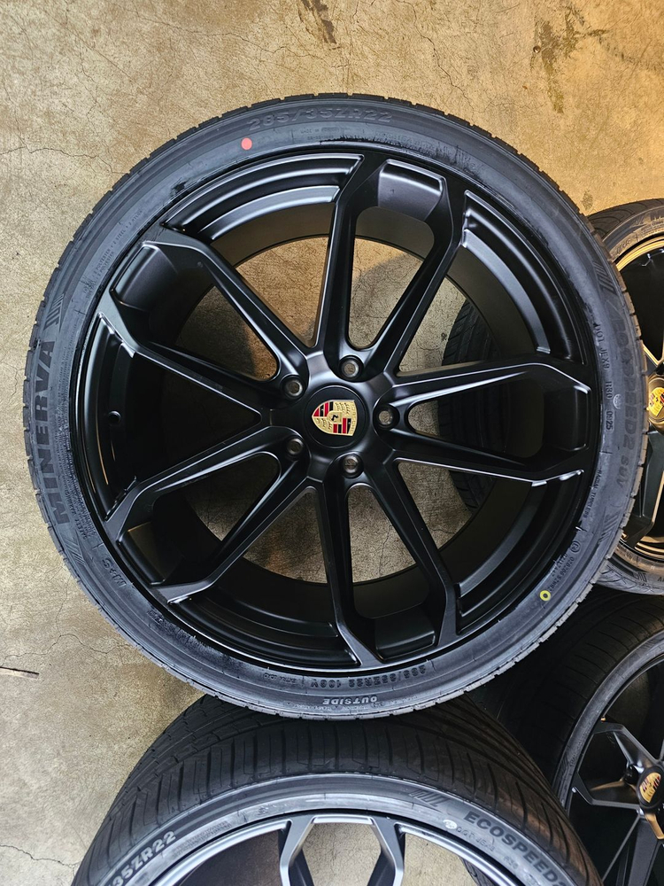 포르쉐 카이엔 958 터보 신형 스타일 22인치 신품휠타이어--1