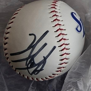 삼성라이온즈 구자욱 싸인볼 로고볼