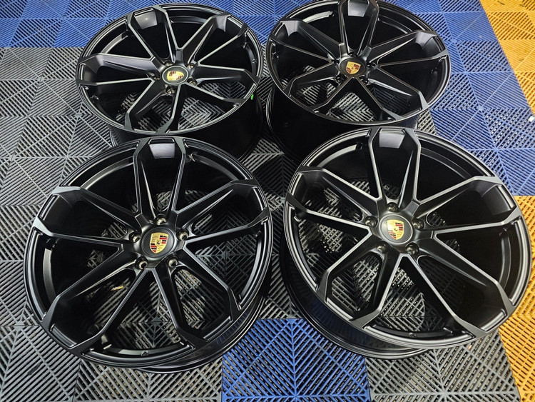 포르쉐 카이엔 958 터보 신형 스타일 22인치 신품휠--3