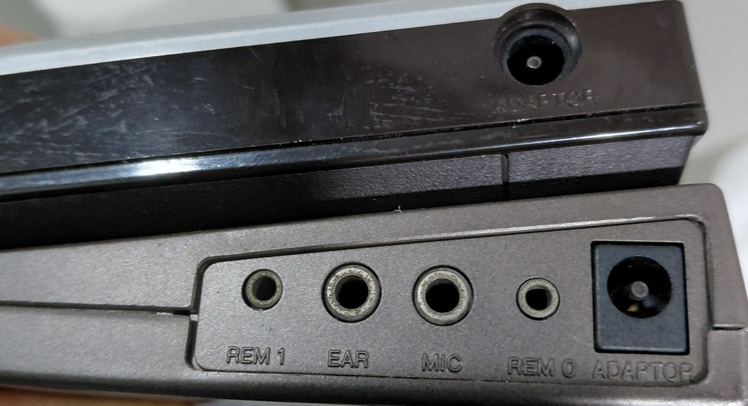 샤프 PC-1500 포켓 컴퓨터 + CE-150 프린터 세트 (메모리 모듈 포함) 이미지