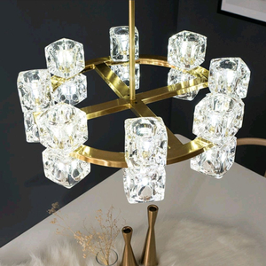 인테리어 샹들리에 조명 16등 팝니다.