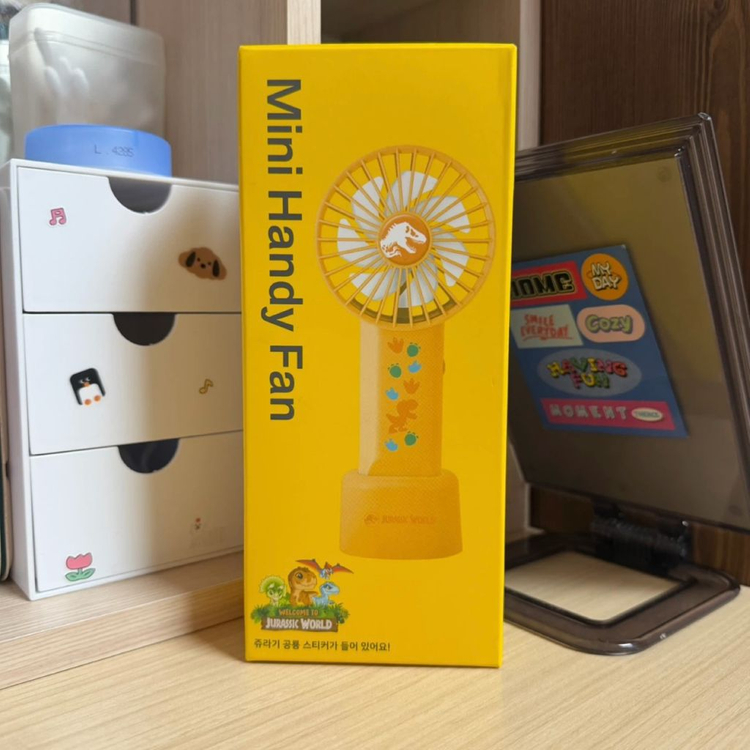 (새상품) 정품 쥬라기월드 미니 핸디 선풍기--1
