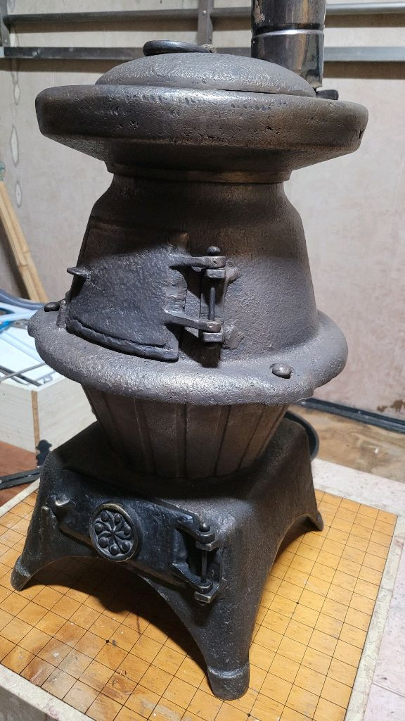 황동 주물난로 이미지