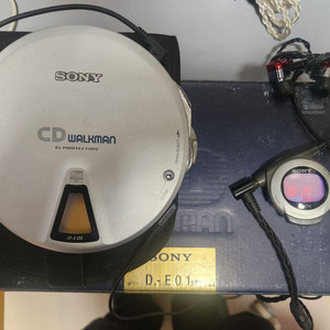 소니 전설의 CDP 명기 D-E01 판매 이미지