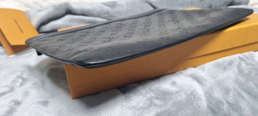 루이비통 디스커버리 클러치--5