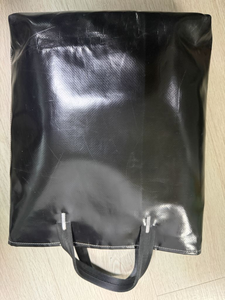 프라이탁 리랜드 올블랙 올검 이미지