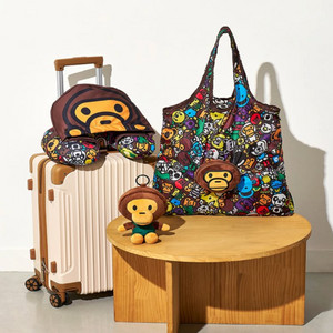 스타벅스 베이프 베이비 마일로 폴더블팩 판매 이미지