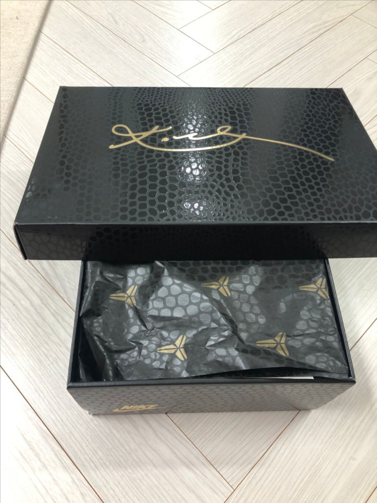 새제품) 코비6 프로트로 토탈 오렌지 265--3