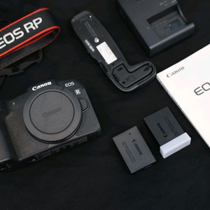캐논 EOS RP 초민트급 이미지