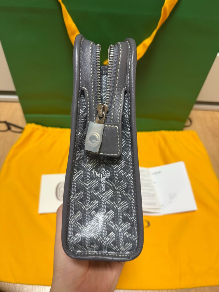 (새상품급) 고야드 쥬방스 Gm 클러치백 그레이--2