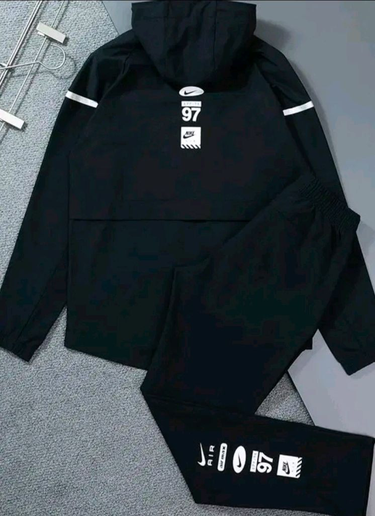 나이키 블랙트레이닝복 세트--1