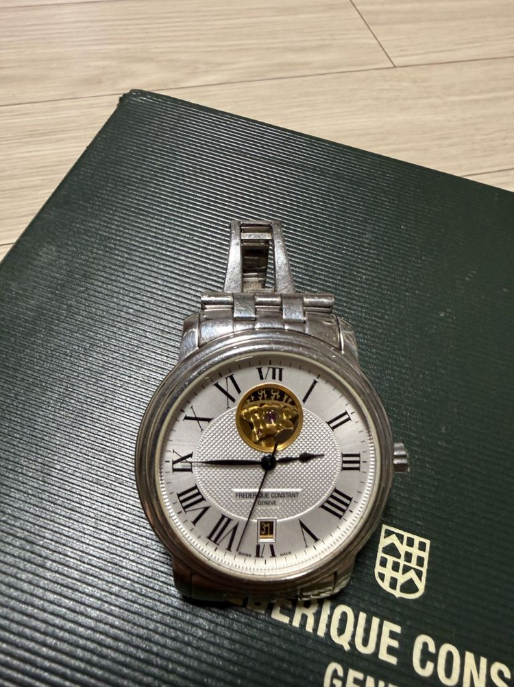 프레드릭 콘스탄트 하트비트 문페이즈 시계--1