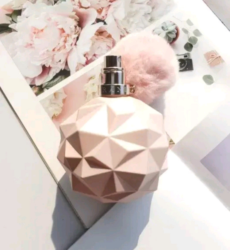 아리아나그란데 스위트 라이크 캔디 오드퍼퓸 100ml 이미지