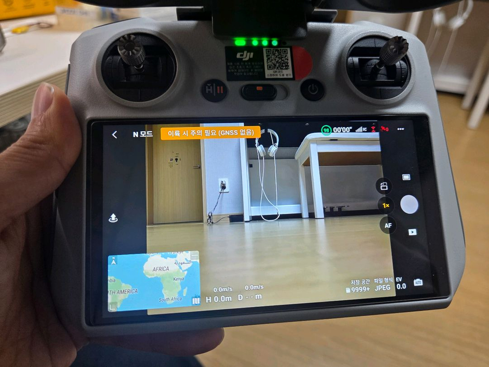 상태 좋은 DJI 드론 미니 프로3 싸게 팝니다--8
