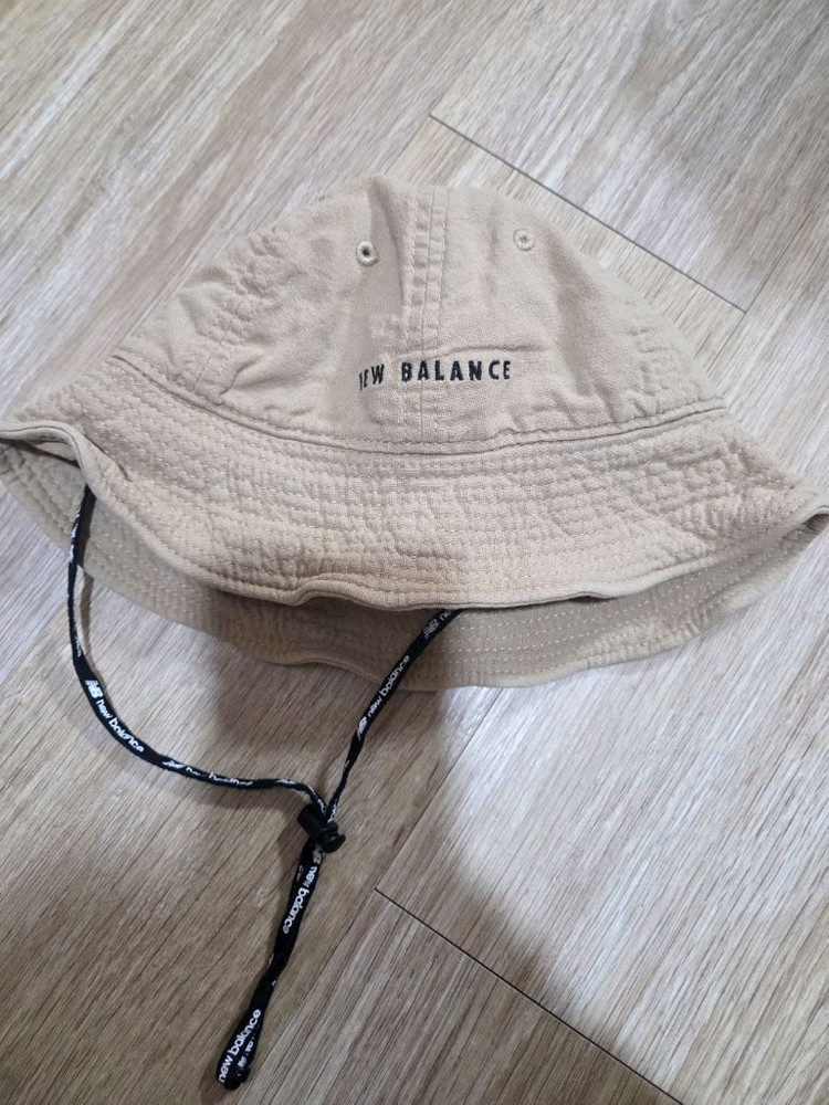 뉴발란스 유아 모자 52cm 이미지