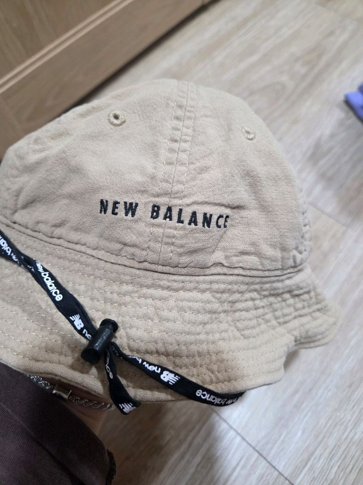 뉴발란스 유아 모자 52cm 이미지