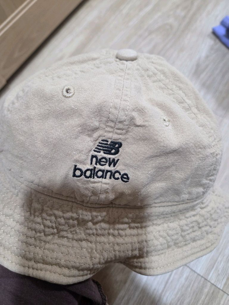 뉴발란스 유아 모자 52cm 이미지