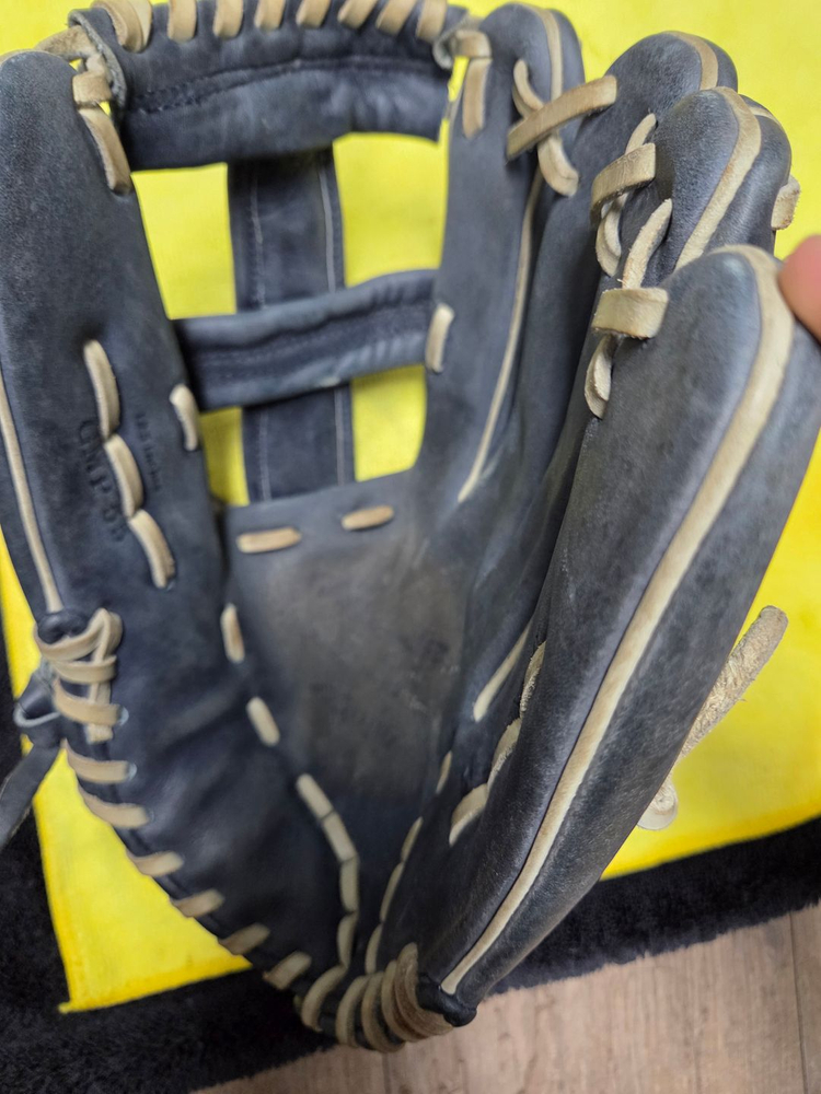 [판매] 미즈노 프로 4D 테크놀로지 외야 글러브--4