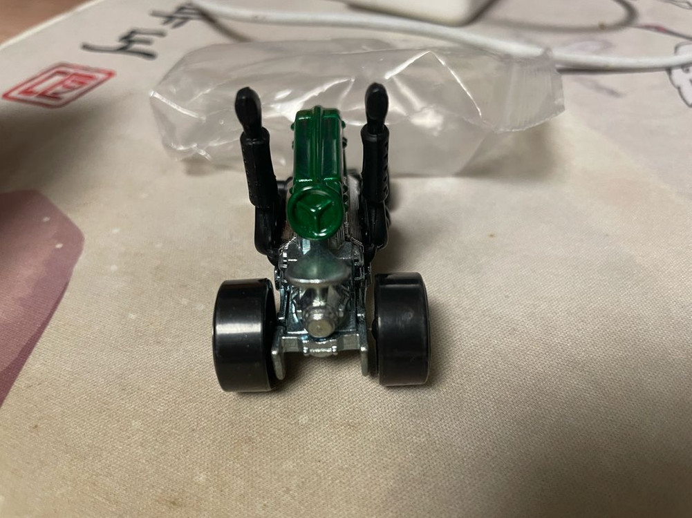 핫휠 트랙터 2024 미니카 피규어 이미지