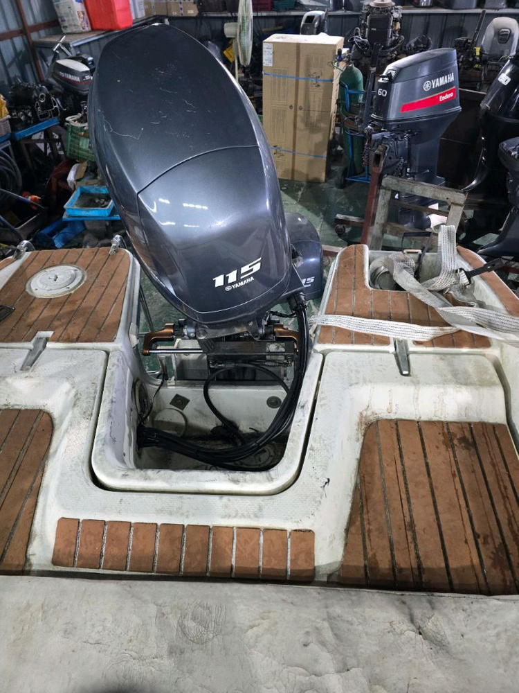 SRV21 피트 낚시보트 팝니다 이미지