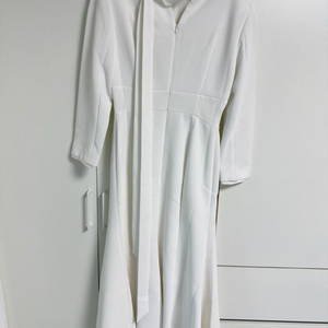 bau 브라이드앤유 머메이드 원피스