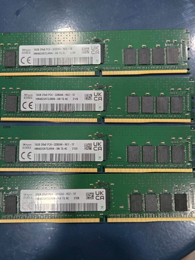 하이닉스 DDR4 16GB 램 3200 서버용 16GB 2Rx8 PC4-3200AA (2128)--1