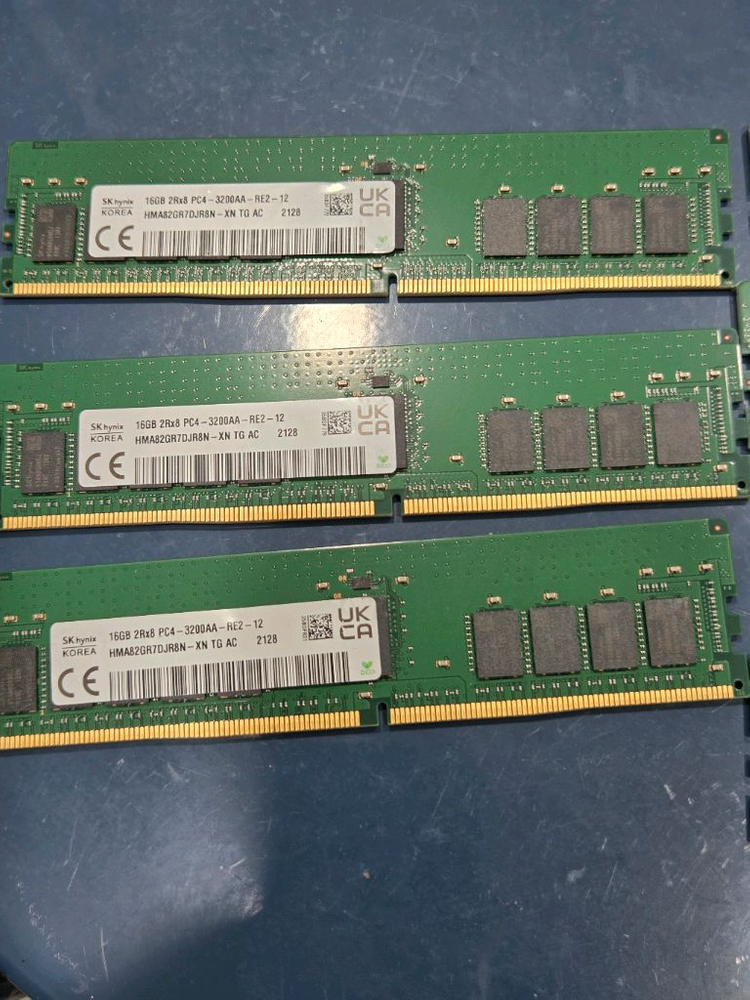 하이닉스 DDR4 16GB 램 3200 서버용 16GB 2Rx8 PC4-3200AA (2128)--2