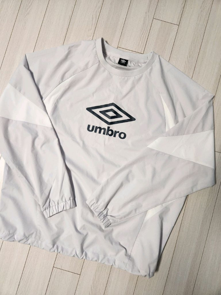 새상품급)엄브로 더블컷 긴팔 피스테 그레이(UQ221SWT53)사이즈110 xxl에눌문의 사절한번입고 세탁 후 보관--0