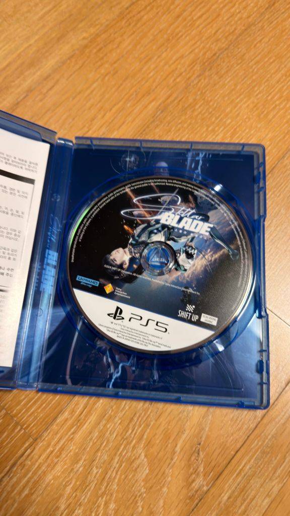 스텔라블레이드 액션 어드벤처 게임 PS5--1