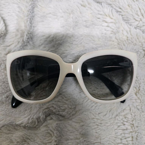 레트로 프라다 선글라스