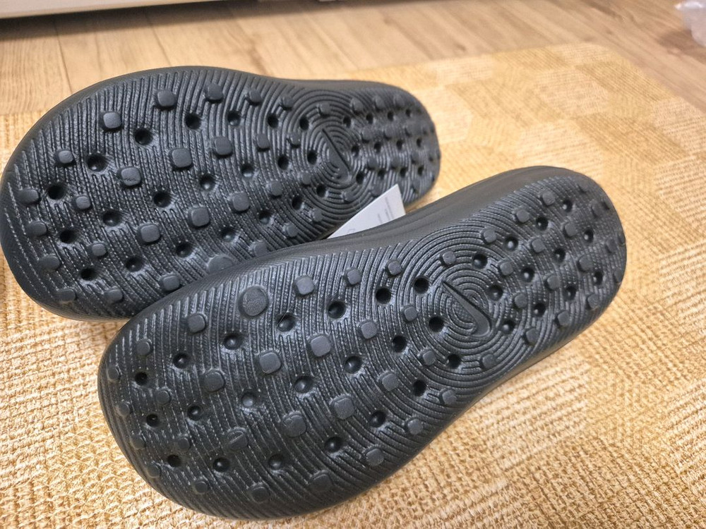 [미사용] 나이키 리엑트 슬리퍼 235,265--4