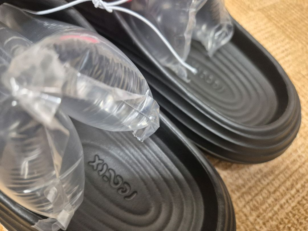 [미사용] 나이키 리엑트 슬리퍼 235,265--6