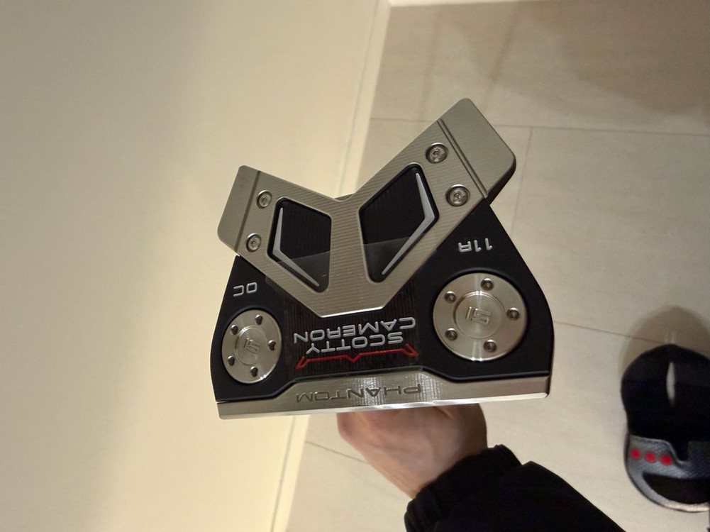 스카티카메론 팬텀11R OC 34인치 퍼터 판매합니다 이미지