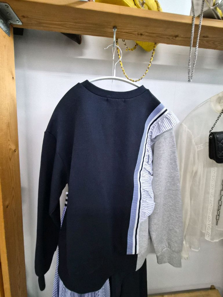 에고이스트 언발 프릴 맨투맨--5