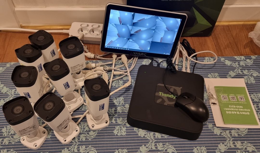 FHD IP CCTV 8대 + 8채널 NVR 풀세트--3