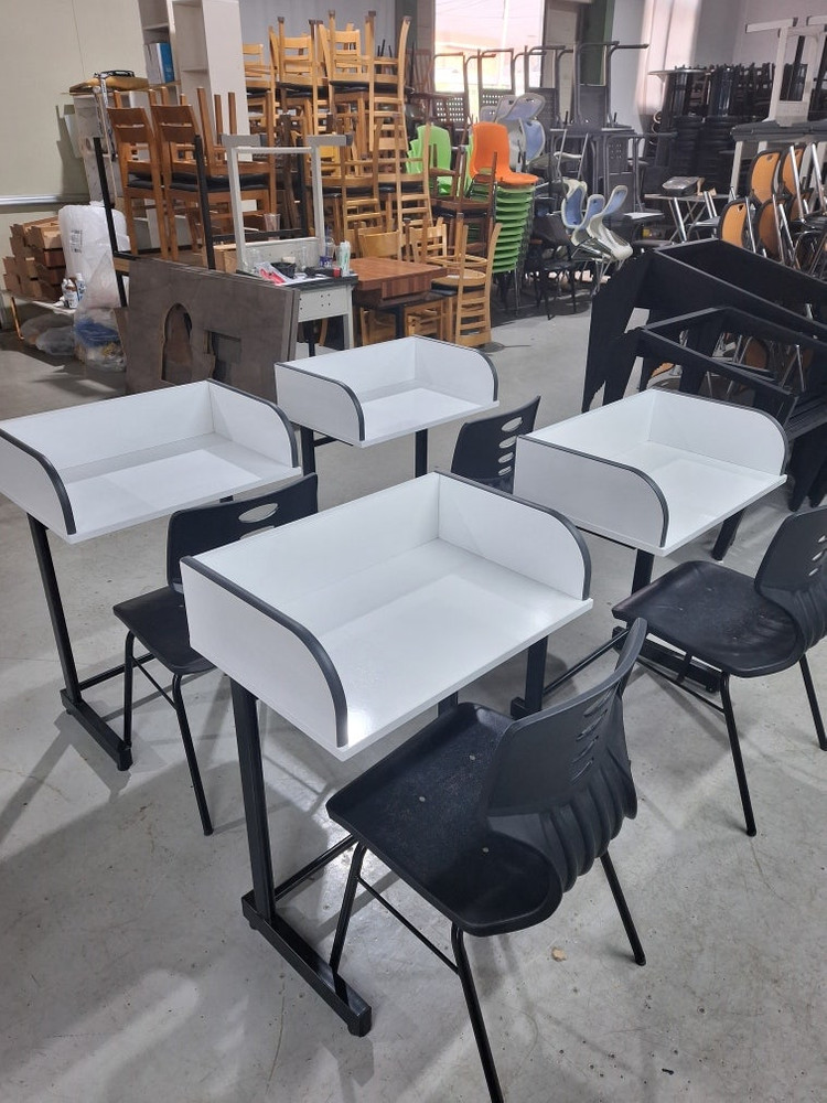 183번 가꿈책걸상 랩책상 칸막이 랩실책상 학원책상 의자 자습실 중고 독서실책상 이미지