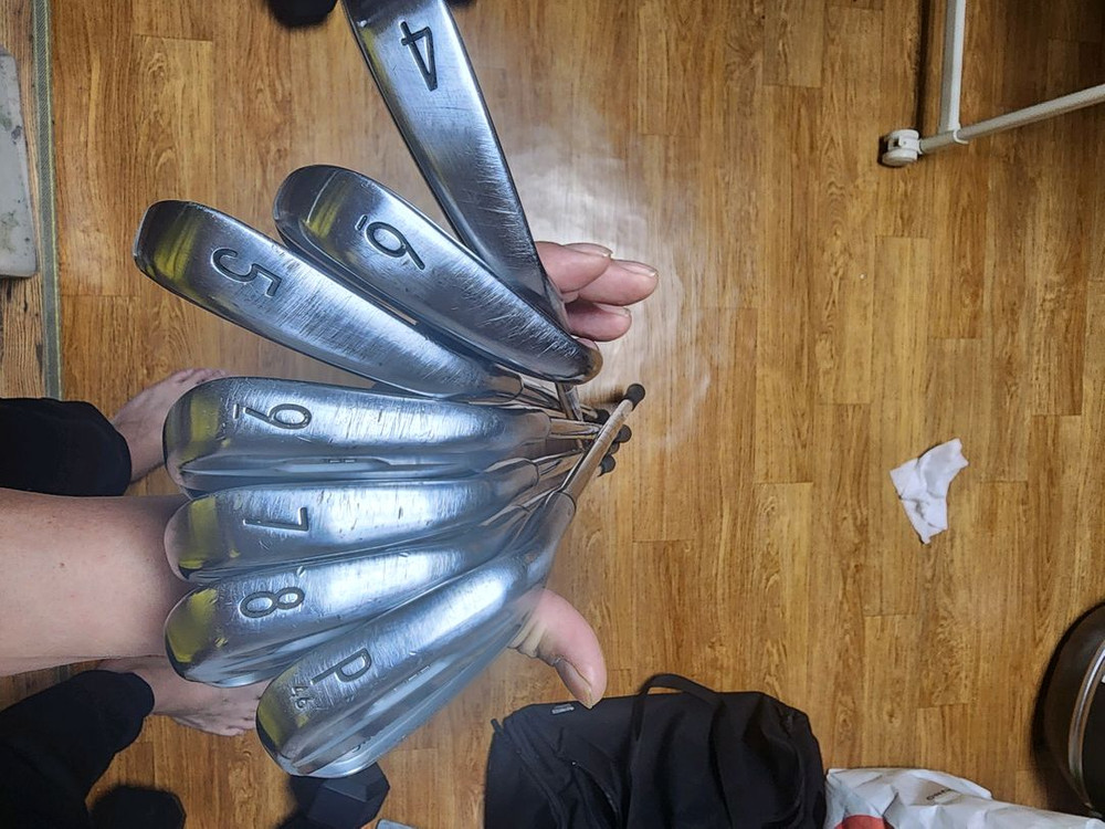 타이틀리스트 t100 그립양호 4-p 다이나믹골드 s200 이미지