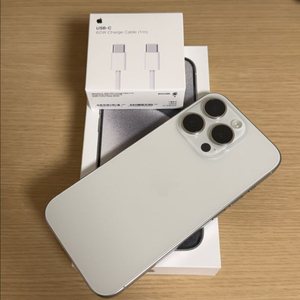 아이폰 15프로 화이트 256기가 팝니다